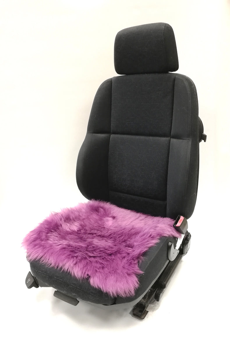 Lammfell-Kissen - Autositz-Kissen - Stuhlkissen - 40 cm - lila, Lammfelle  für Auto, Bett und Wohnzimmer in höchster Qualität