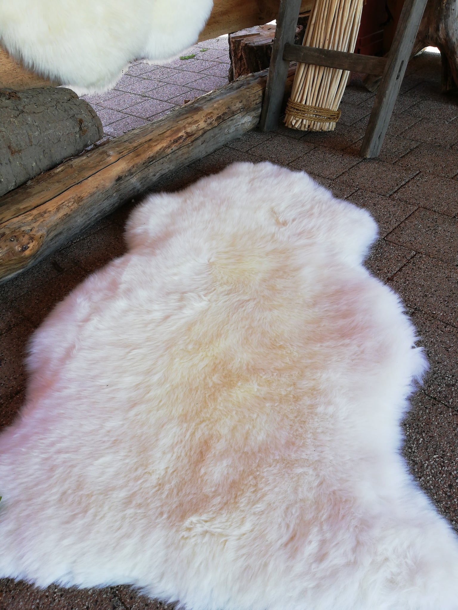 Premium-Schaffell - großes weißes Lammfell - Fell-Teppich